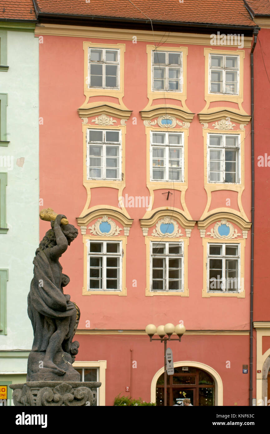 Tschechien, Böhmen: Eger (Cheb), Bürgerhäuser am historischen Marktplatz, Platz des Königs Stockfoto
