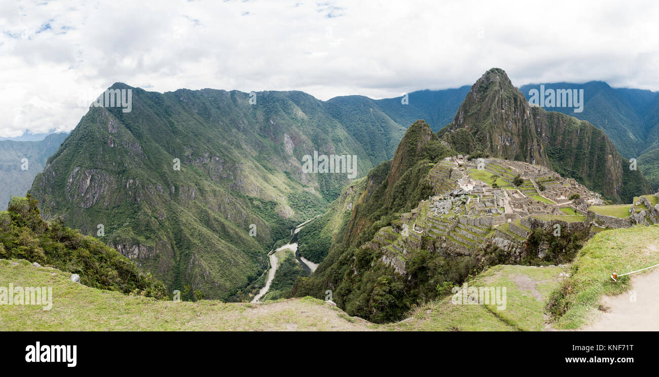 Blick von der Spitze des Berges Machu Picchu, Cusco, Peru, Südamerika Stockfoto