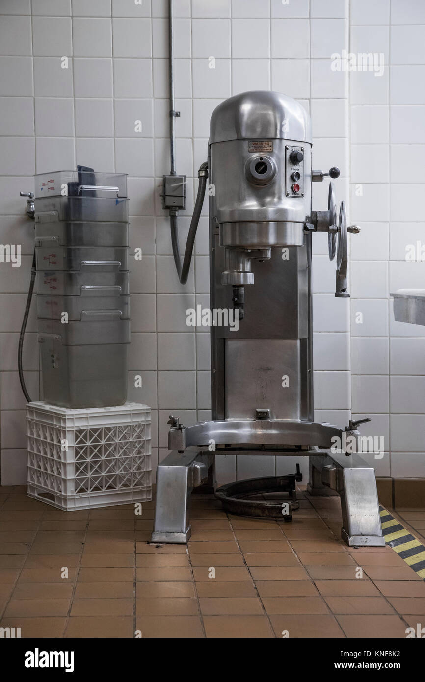 Industrielle Ausstattung der Küche in der gewerblichen Küche Stockfoto