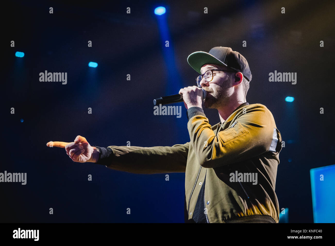 Schweiz, Zürich - 17. November 2017. Die Deutsch-polnische Sänger und Songwriter Mark Forster führt ein Live Konzert während der Energy Star-Nacht 2017 im Hallenstadion in Zürich. (Foto: Gonzales Foto - Tilman Jentzsch). Stockfoto