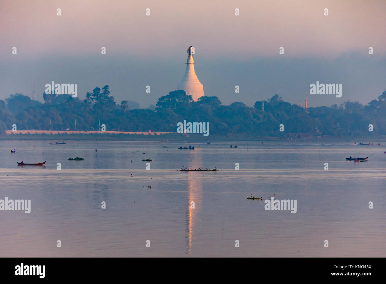 U-Bein Brücke, Amarapura, Mandalay, Myanmar, Asien Stockfoto