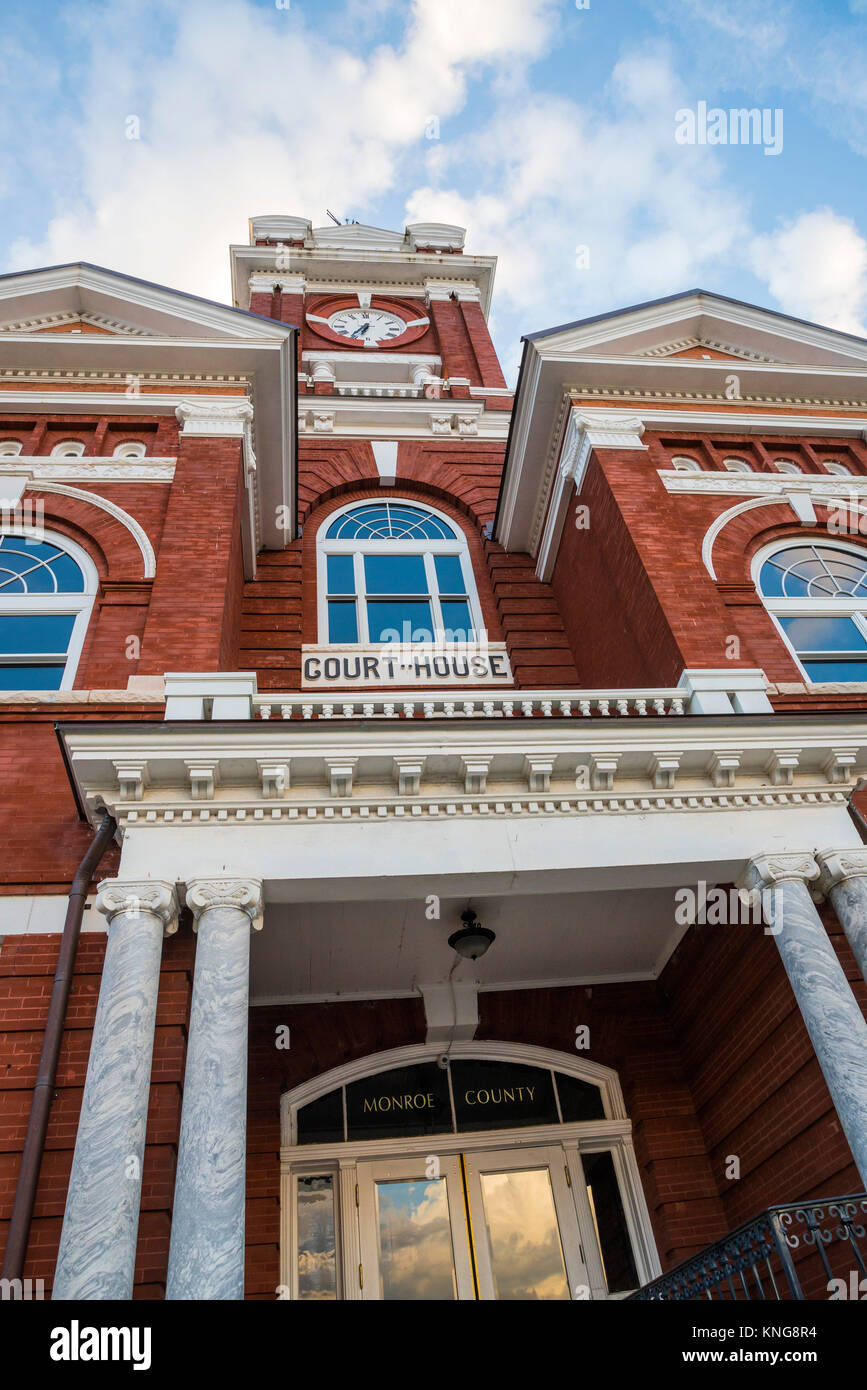 Monroe County Courthouse in Forsyth, Georgia, wurde 1896 errichtet und ist der viktorianischen Design. Es ist im National Register der Historischen Stätten aufgeführt. Stockfoto