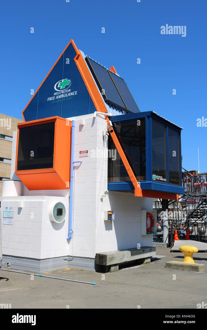 Wellington freier Krankenwagen schnelle Reaktion auf Taranaki Street Wharf im Hafengebiet von Wellington, Nordinsel, Neuseeland Stockfoto