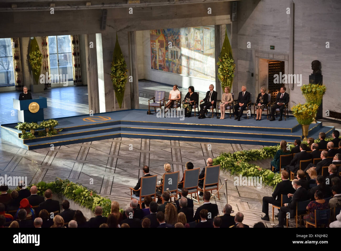 Oslo, Norwegen. 10 Dez, 2017. Der Nobelpreis für den Frieden 2017 wird vergeben die internationale Kampagne im Rathaus in Oslo Norwegen zu ICAN zu Atomwaffen abschaffen (ICAN). Credit: C) ImagesLive/ZUMA Draht/Alamy leben Nachrichten Stockfoto