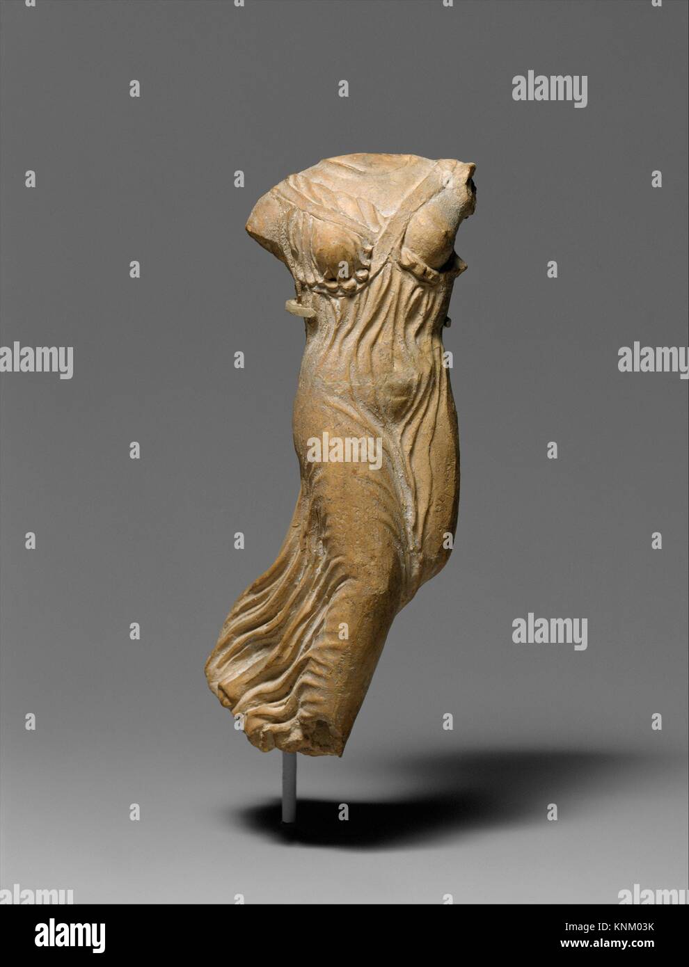 Terrakotta statuette von Nike, die Personifikation des Sieges. Zeitraum: Klassische; Datum: Ende 5.Jh. B.C; Kultur: Griechisch; Medium: Terrakotta; Stockfoto