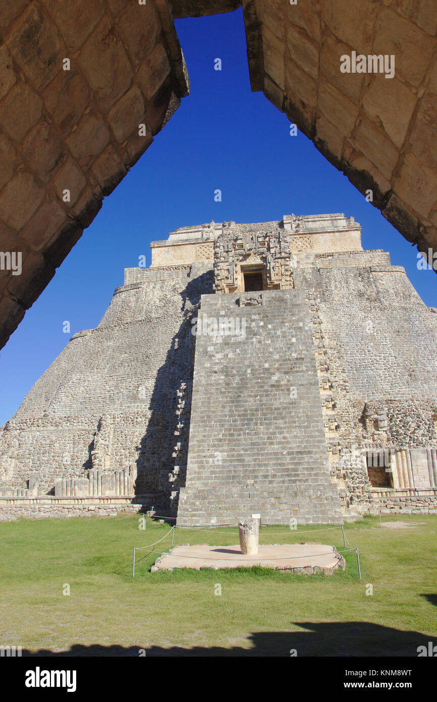 Pyramide des Zauberers, Uxmal, Mexiko Stockfoto