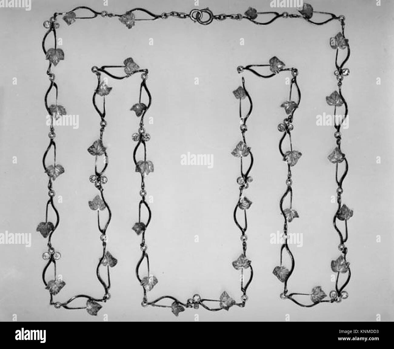 Chain, Designer: René-Jules Lalique (französisch, Aÿ 1860–1945 Paris), ca. 1900, Mittel: Gold, Emaille, Diamanten Stockfoto