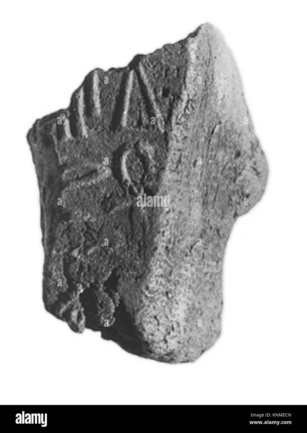 Dieses ungebrannte Lehm-Verwaltungssiegel aus dem ägyptischen Reich der Mitte (ca. 1981–1640 v. Chr.) wurde in Lisht South nahe dem Grab von Imhotep ausgegraben und für offizielle Verwaltungszwecke verwendet. Stockfoto