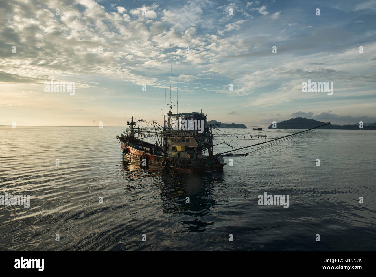 Squid Fischerboot im Mergui Archipel, Myanmar Stockfoto