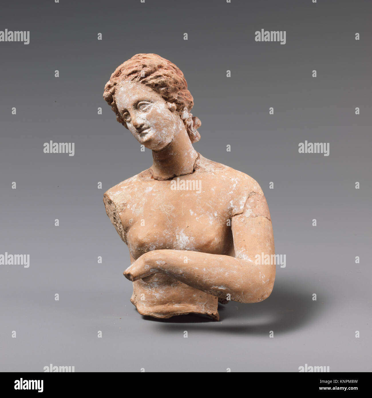 Fragmentarische terrakotta Statue einer Frau MET DP 122071 247540 Stockfoto