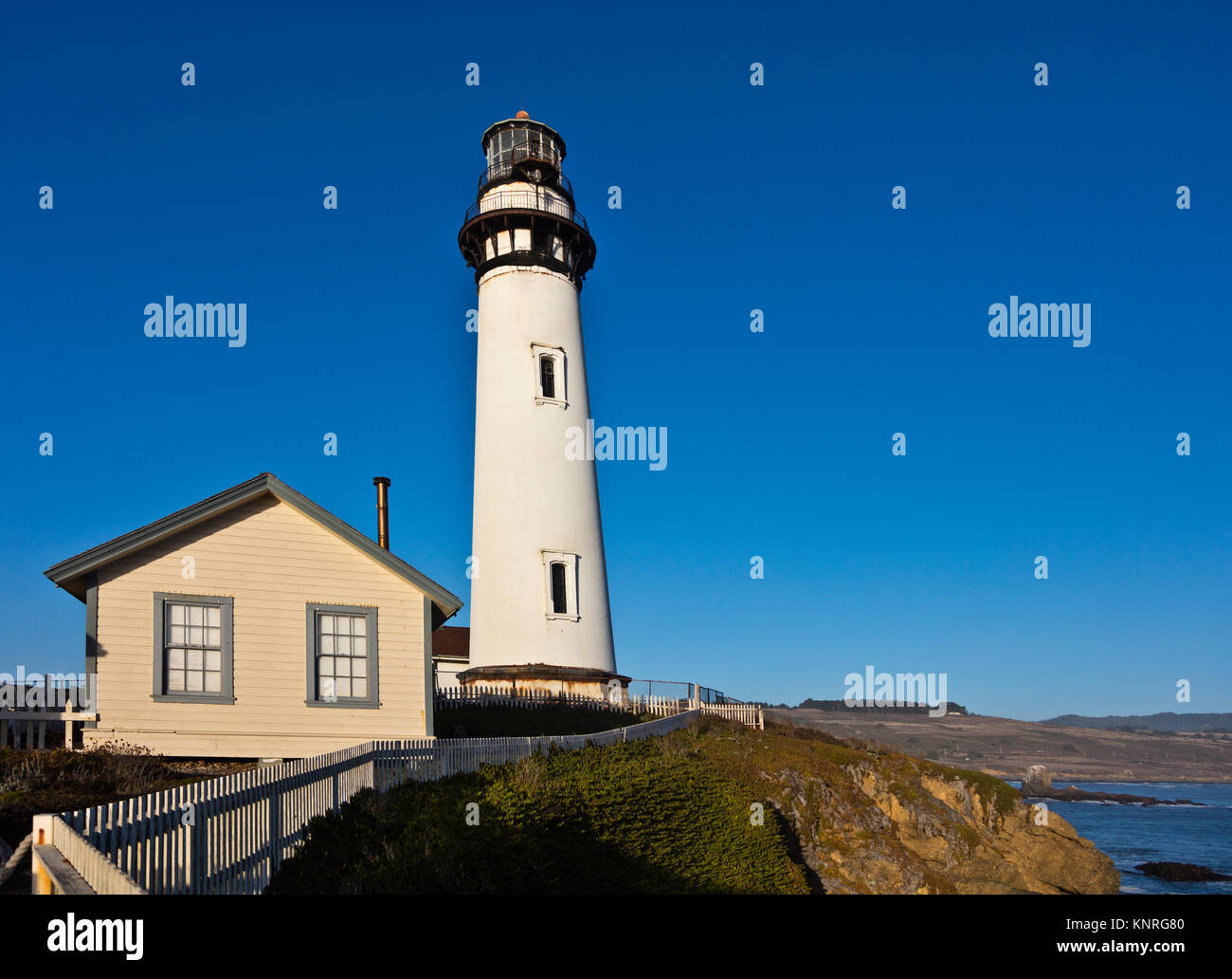 PIGEON POINT LIGHT HOUSE nördlich von Santa Cruz - PESCADERO, Kalifornien Stockfoto