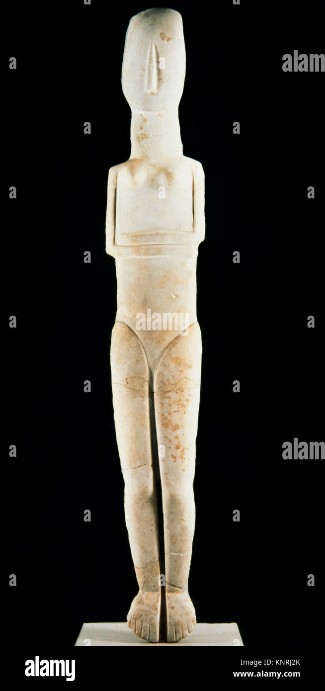 Weibliche Statue der frühen Kykladen gefaltet - arm Typ. Parischem Marmor. 2700-2300 v. Chr.. Archäologisches Nationalmuseum von Athen. Griechenland. Stockfoto