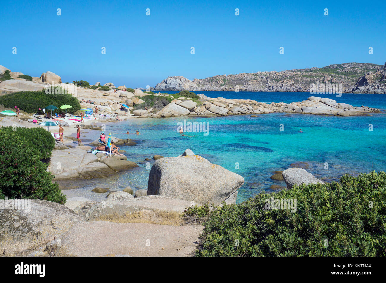 Idyllischer Strand mit Granitfelsen, Santa Reparata, Capo Testa, Santa Teresa di Gallura, Sardinien, Italien, Mittelmeer, Europa Stockfoto