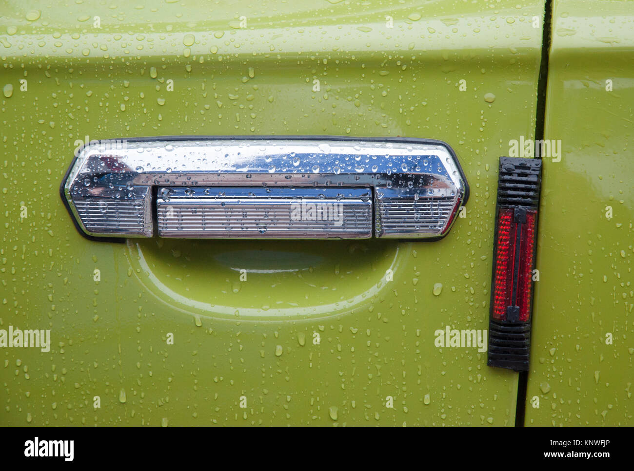 Türgriff auf einem Fiat 125 P Stockfoto