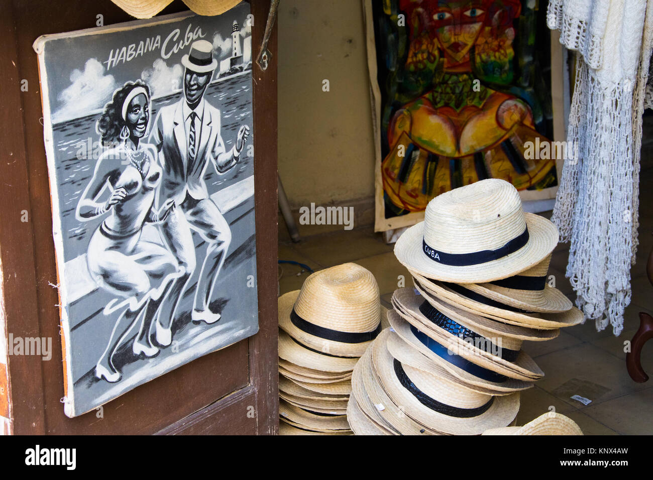 Souvenir Hüte in einem Geschäft in Havanna, Kuba Stockfoto