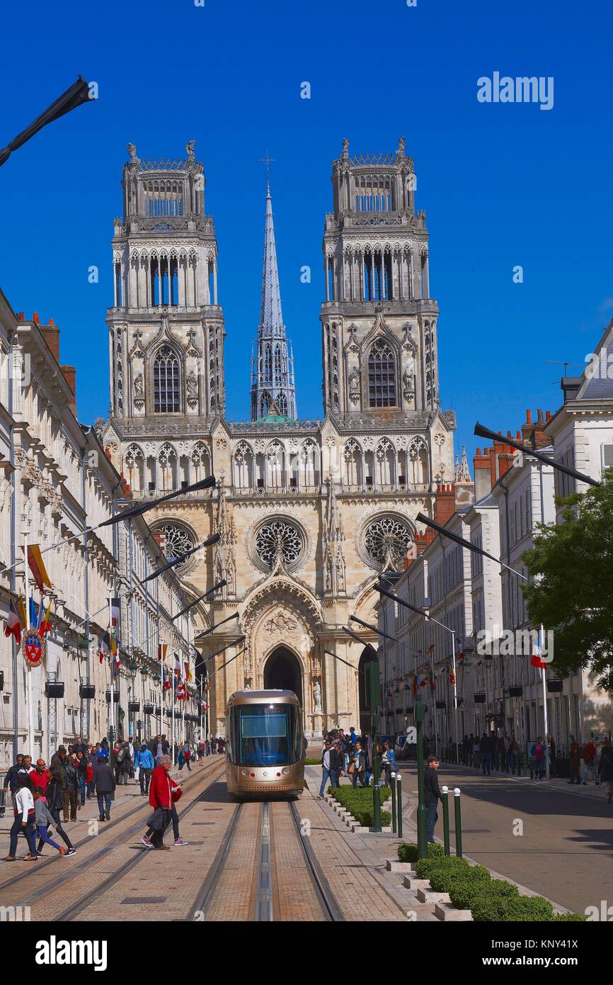 Orleans Ste Croix Kathedrale Orleans Jeanne D Arc Street Tal Der Loire Weltkulturerbe Der Unesco Loiret Abteilung Region Centre Frankreich Stockfotografie Alamy