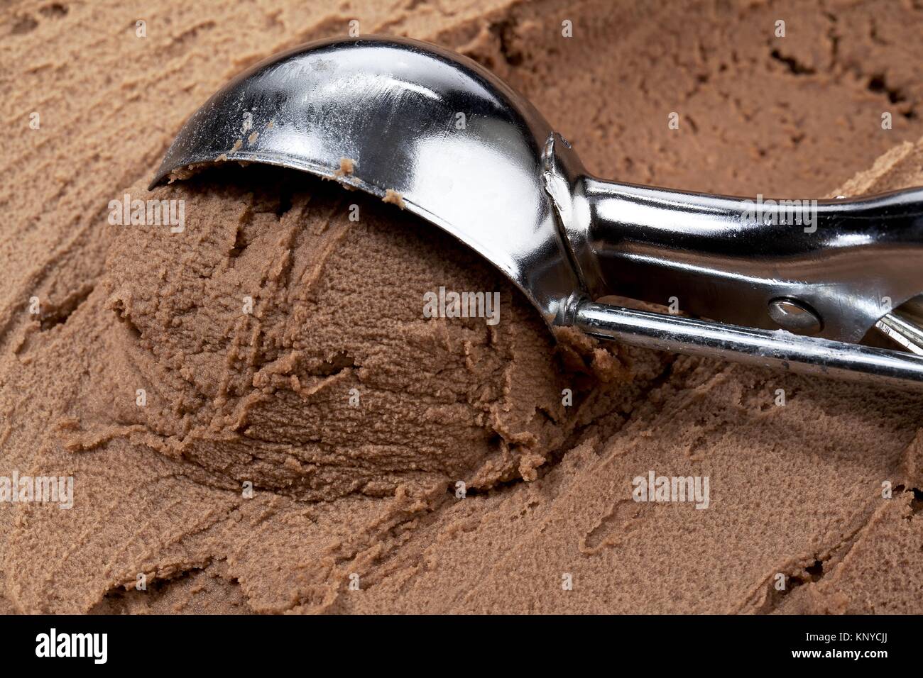 Eine Kugel Schokoladeneis Stockfoto