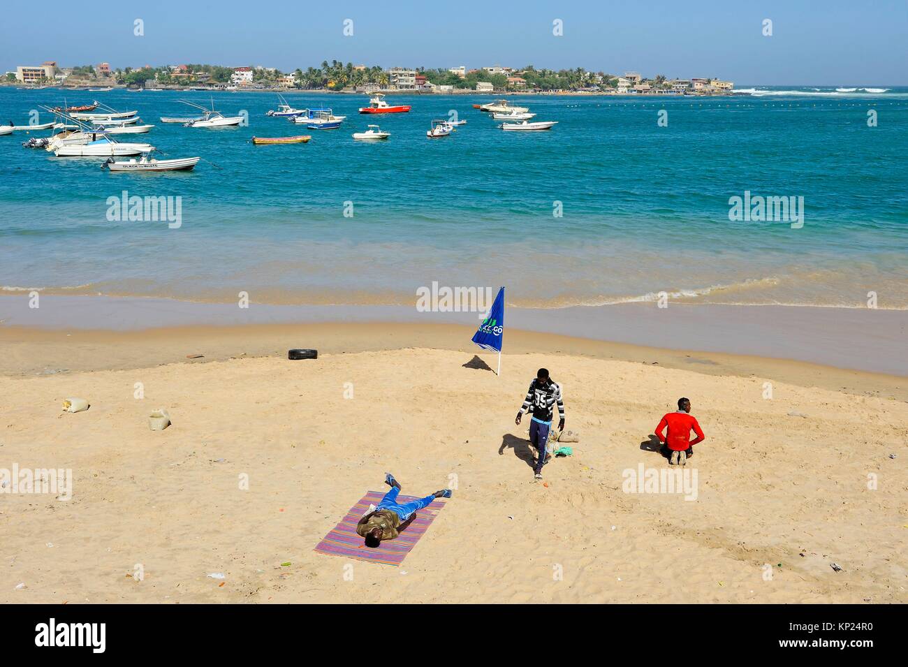 Strand von Ngor vor der Insel N'Gor, Dakar, Senegal, Westafrika. Stockfoto