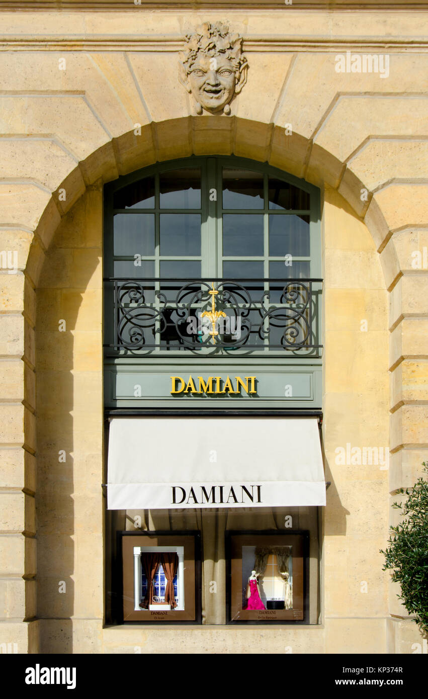 Paris, Frankreich. Place Vendome (1. Arr): Damiani Boutique Paris - Juwelier bei 19 Place Vendome Stockfoto