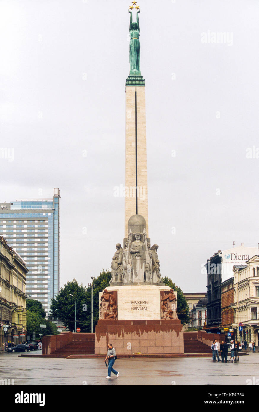 Freiheitsdenkmal in Riga Lettland Denkmal für ehren Soldaten während der lettischen Unabhängigkeit 1918 getötet Stockfoto