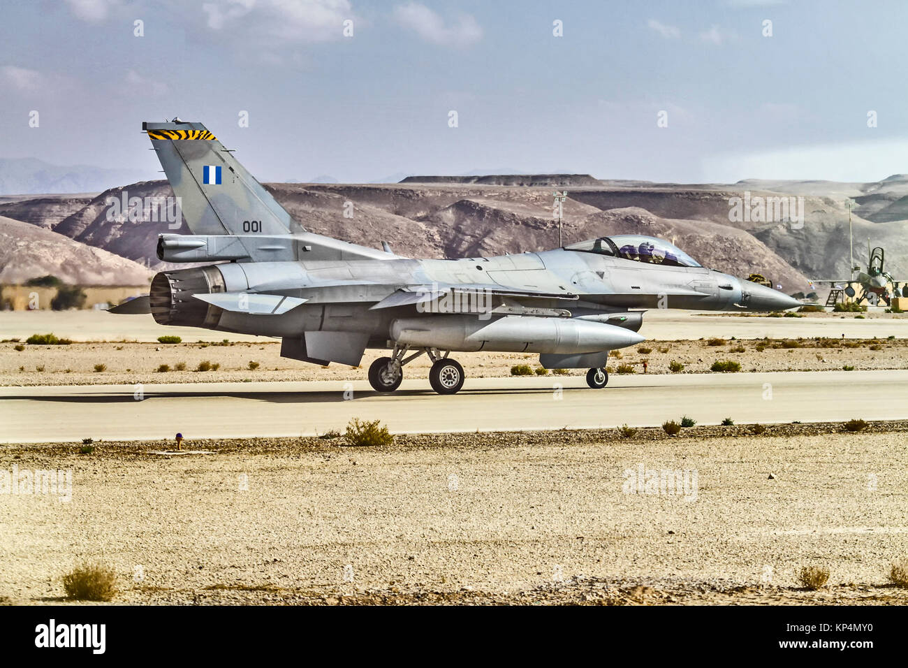 Griechische Luftwaffe General Dynamics F-16C Block 52+ Bereit zum Abheben. Bei der "mit der blauen "2017 fotografiert, eine internationale Antenne Training Stockfoto