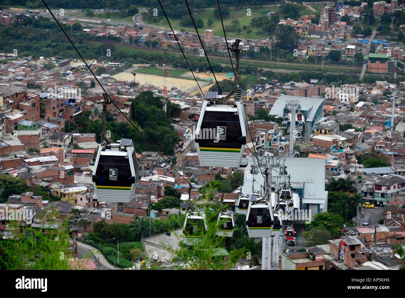 U-Kabel, Blick über Medellin, Kolumbien, Südamerika. Stockfoto
