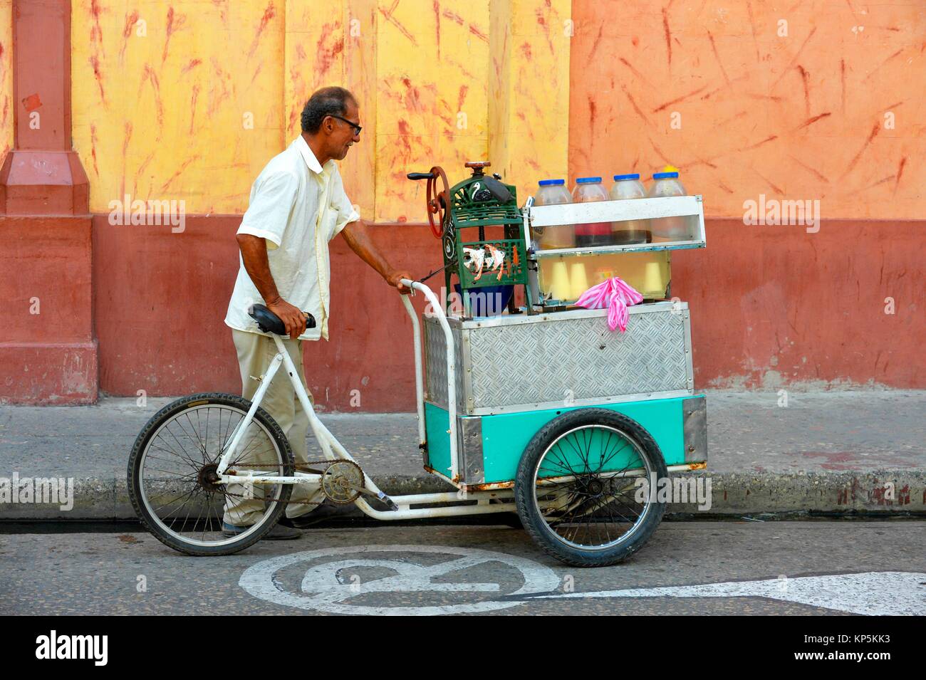 Straßenhändler in Cartagena, Kolumbien, Südamerika. Stockfoto