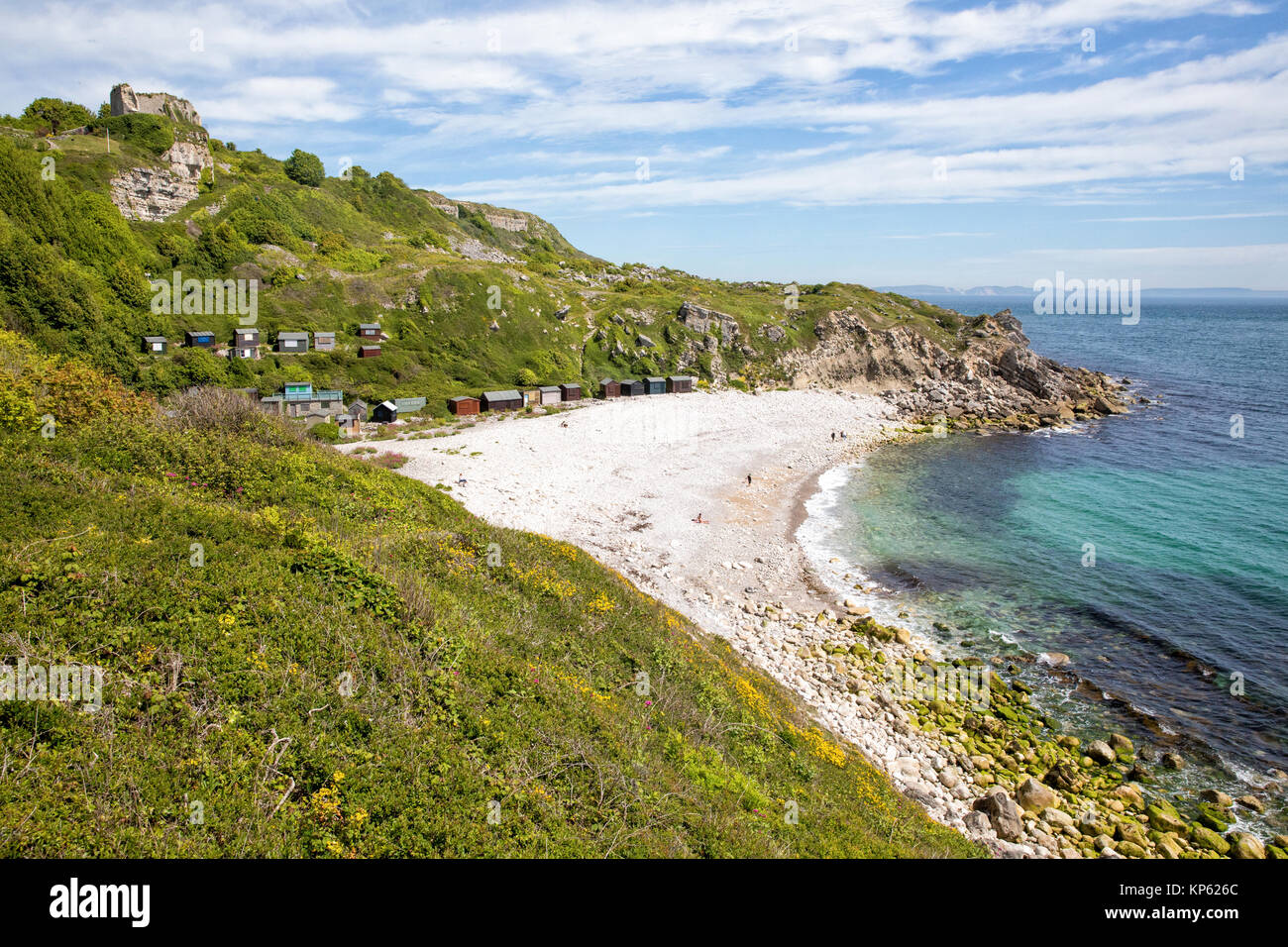 Kirche Ope Cove einen einsamen Strand und Kies Bank an der Ostküste von Portland Bill in der Nähe von Weymouth in Dorset UK Stockfoto