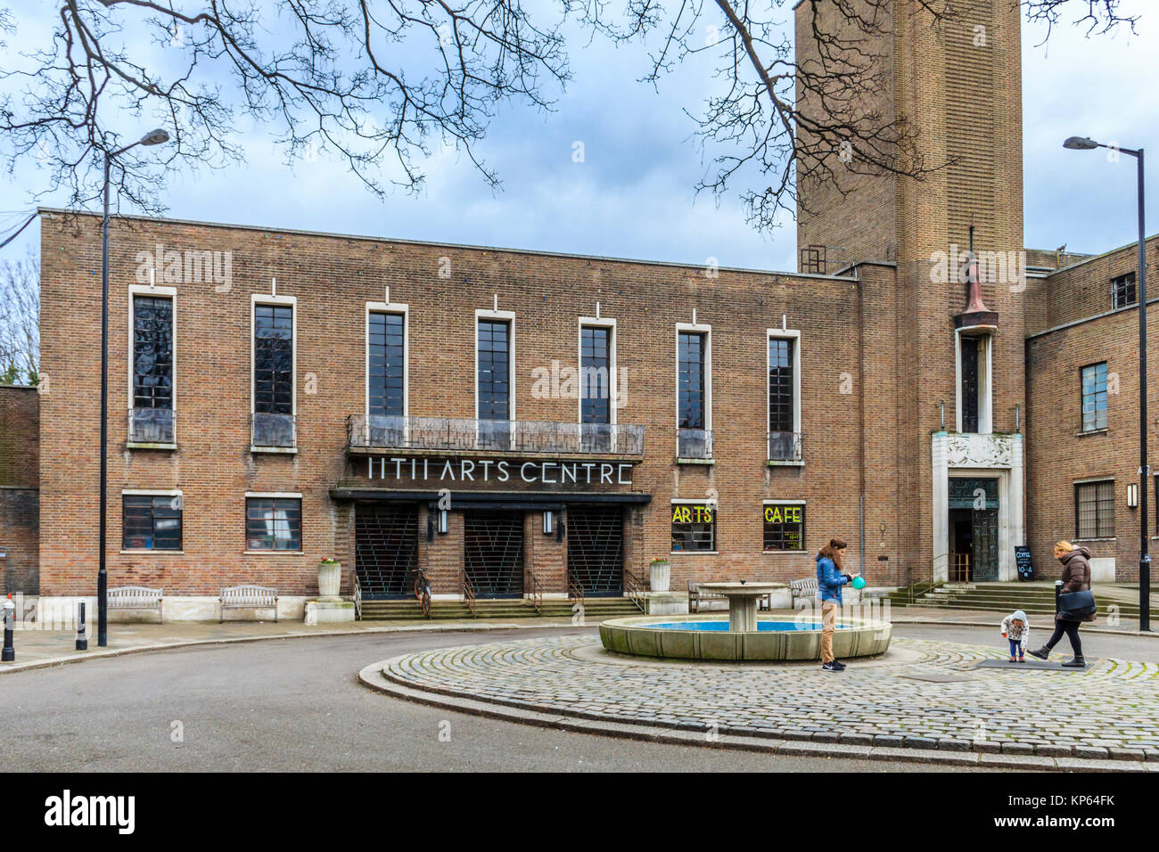 Hornsey Rathaus, im modernistischen Stil von Reginald Uren und 1935 erbaut, beherbergt heute und Art Center, Crouch End, London, UK Stockfoto