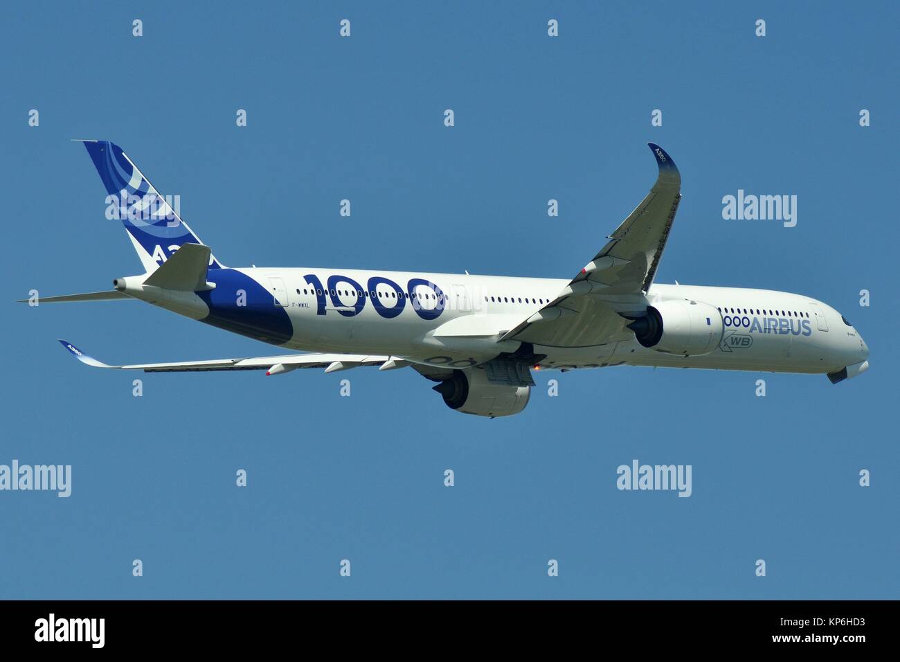 Airbus a350 1000 xwb -Fotos und -Bildmaterial in hoher Auflösung – Alamy