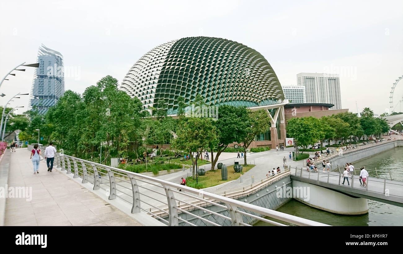 Esplanade an der Marina Bay Sands Stockfoto
