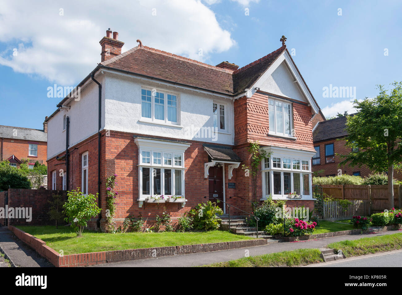 Grosses freistehendes Haus, Swan Street, Kingsclere, Hampshire, England, Vereinigtes Königreich Stockfoto