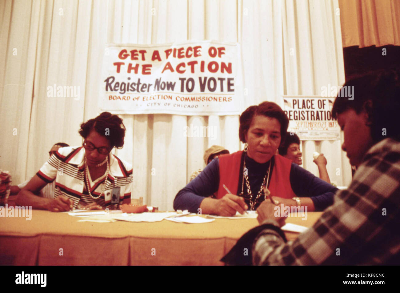 Abstimmung Ausrichtung Antrieb war ein Aspekt der schwarzen Expo, eine jährliche Ausstellung von Schwarzen Talent, Bildung, Produkte und andere Aspekte der Black Consciousness in Chicago. Für seinen schattigen poltiics bekannt, Chicago Demokraten registrieren Sie eine ausreichende Menge an schwarzen Wählern während einer Wählerregistrierung fahren Sie in den frühen 1970er Jahren Stockfoto
