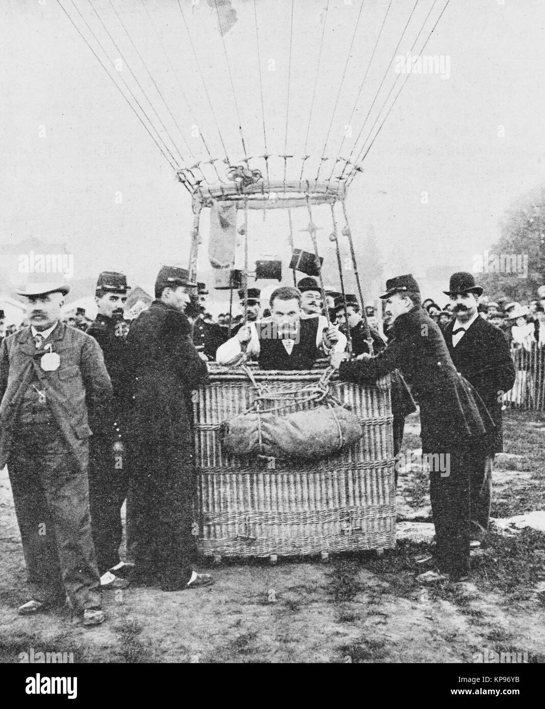 Ballon-wettbewerb in Vincennes, Explorer Jacques Faure mit dem Aero Club Ballon, Weltausstellung 1900 in Paris, Bild aus der Französischen Wochenzeitung l'Illustration, 20. Oktober 1900 Stockfoto