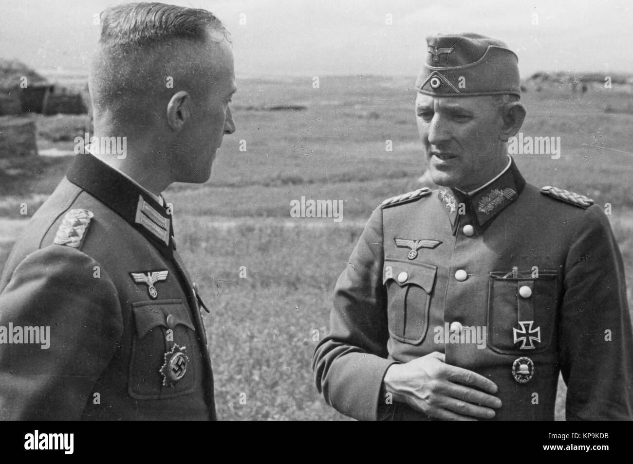 Deutsche Allgemeine Ritterkreuz Inhaber Deutschen Kreuz Inhaber Wehrmacht Luftwaffe der Waffen-SS Stockfoto