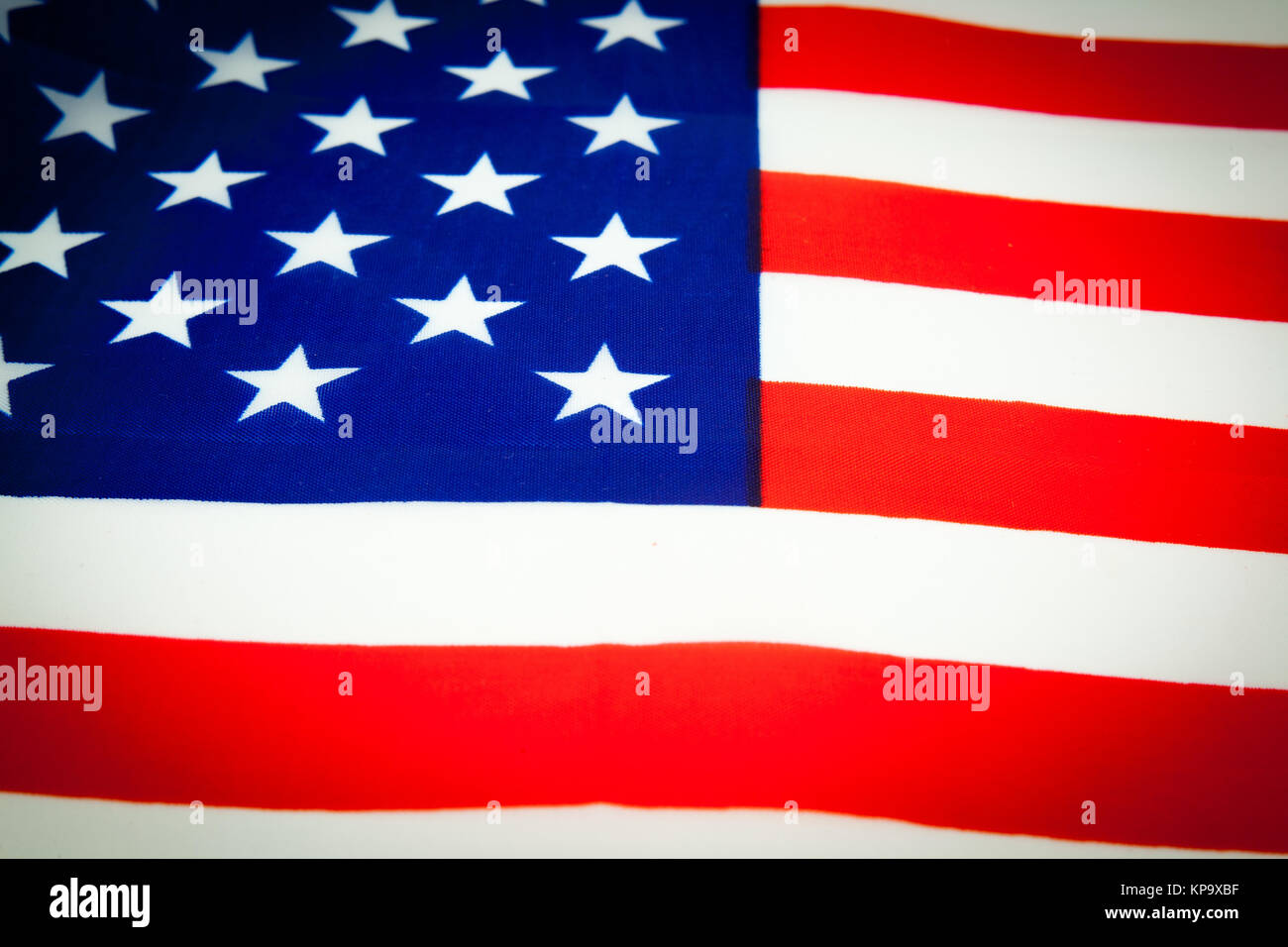 Amerikanischen Dollar und Flagge. Stockfoto