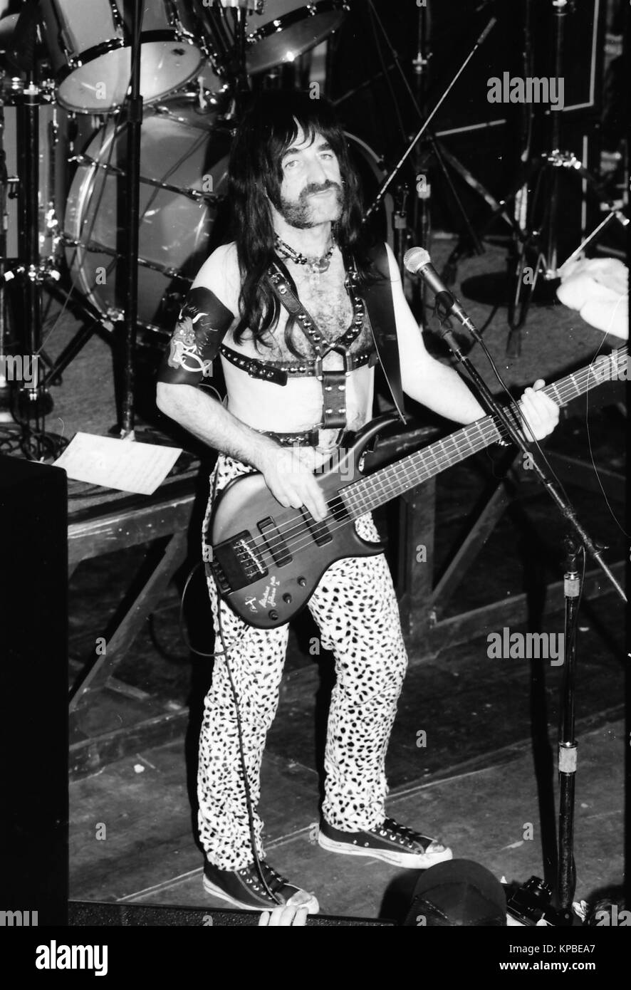 SAN FRANCISCO, Ca - 1997: Spinale in Concert 1997 Tippen. Credit: Pat Johnson/MediaPunch Stockfoto