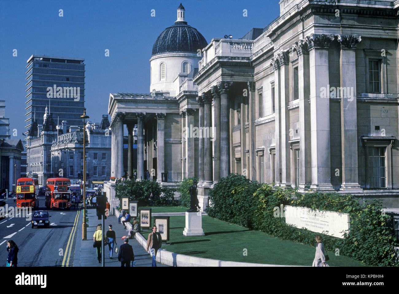 1987 historische National Gallery Trafalgar Square London England Großbritannien Stockfoto