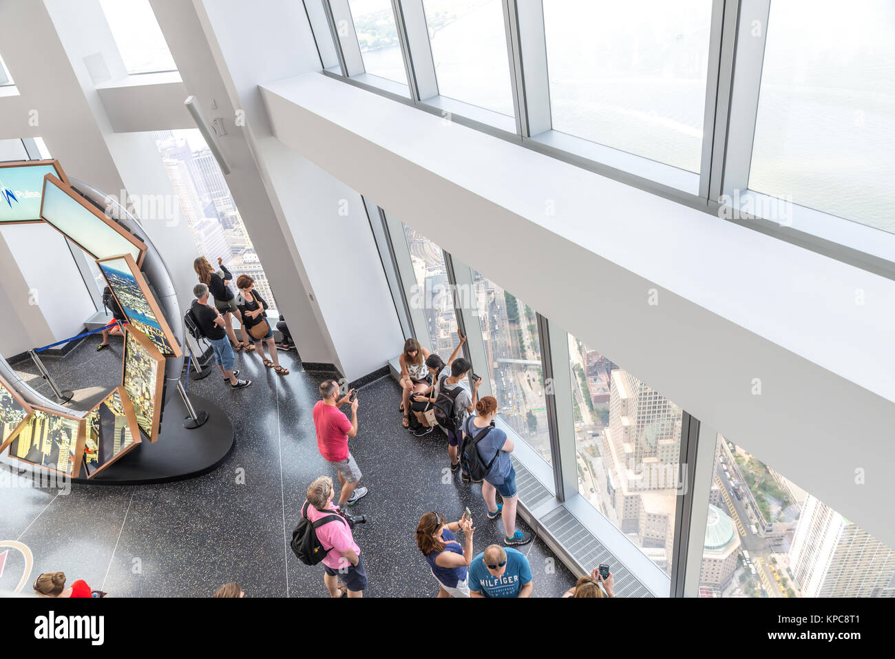 NEW YORK CITY - 13. Juli: EINE WELT Sternwarte am 13. Juli 2015 in New York, USA. Im Mai 2015 eröffnet, das Observatorium auf dem Boden 100-102 O entfernt Stockfoto