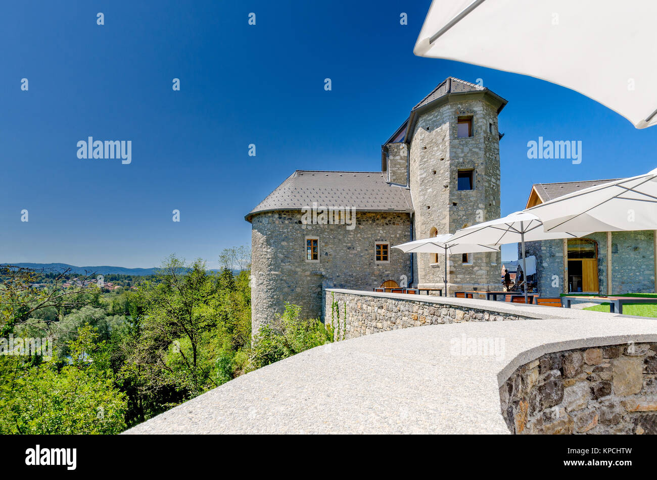 Rekonstruiert aus dem 13. Jahrhundert stammenden Schloss Vinica, Bela Krajina (Weiß Krain) Region in Slowenien, Europa. Stockfoto
