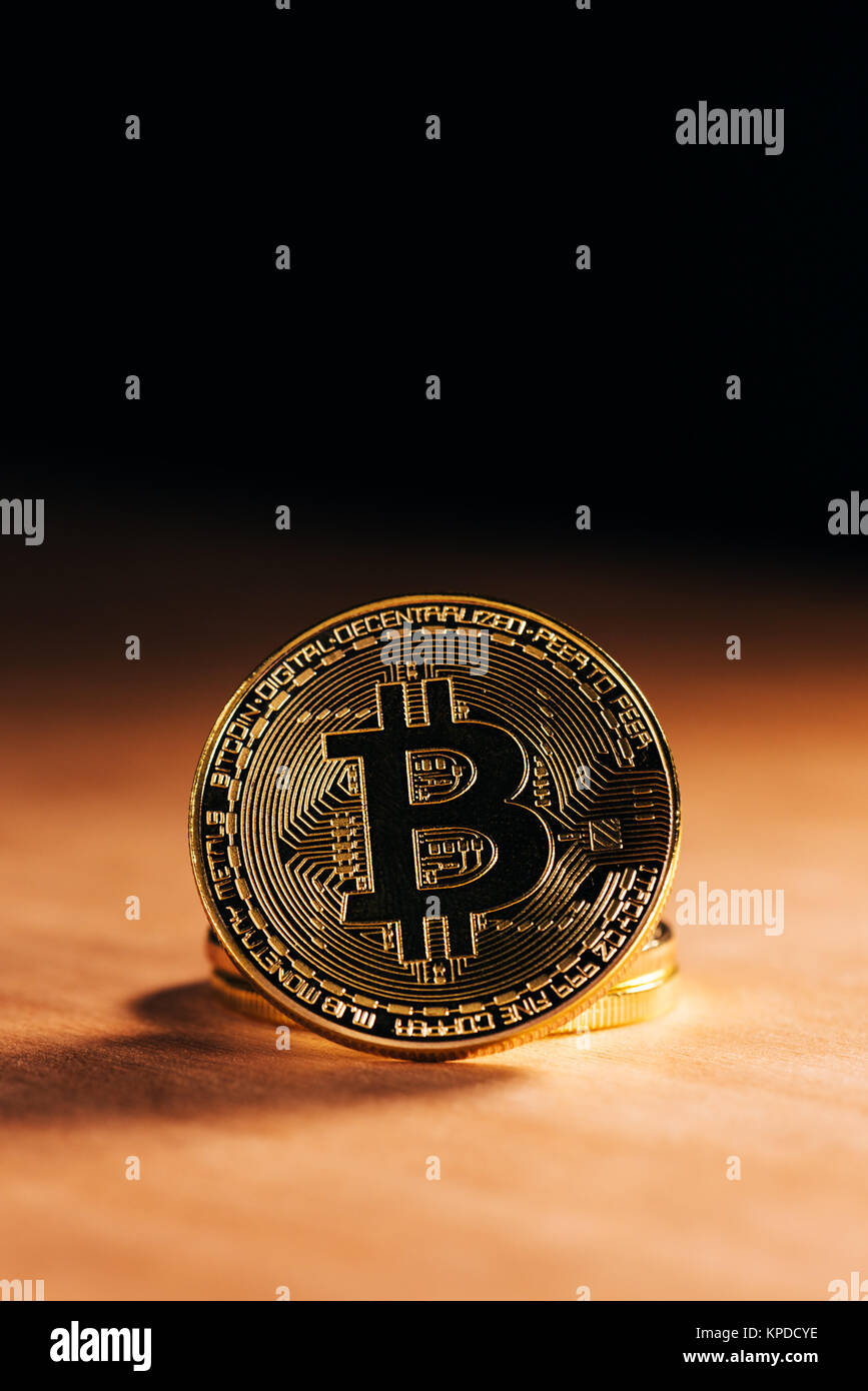 Bitcoin BTC cryptocurrency. BTC goldene Münze als Symbol der elektronischen virtuelles Geld für Internet Banking und das internationale Netzwerk der Zahlung Stockfoto