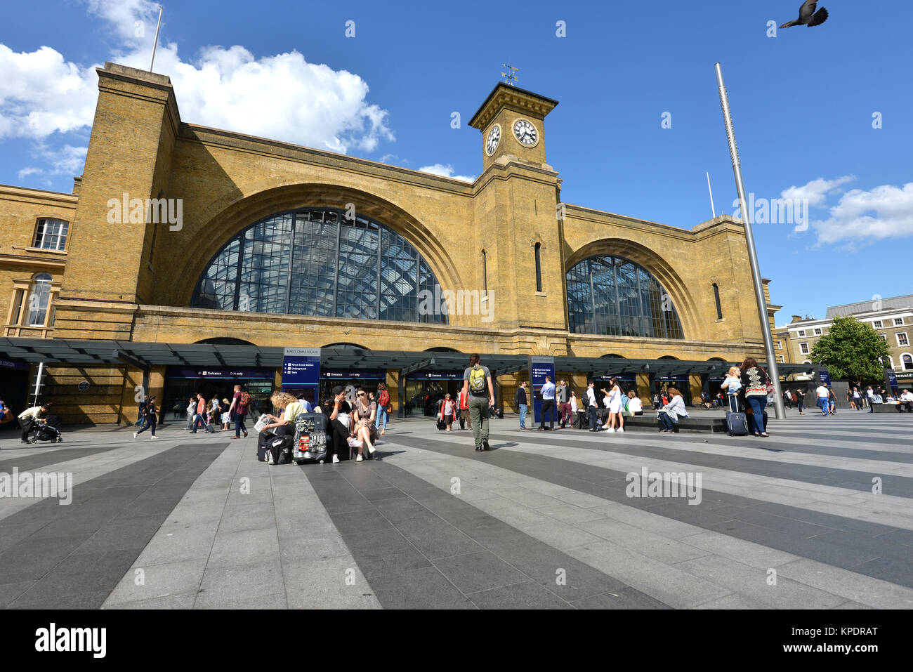 Außen an der Kings Cross Station, London Stockfoto