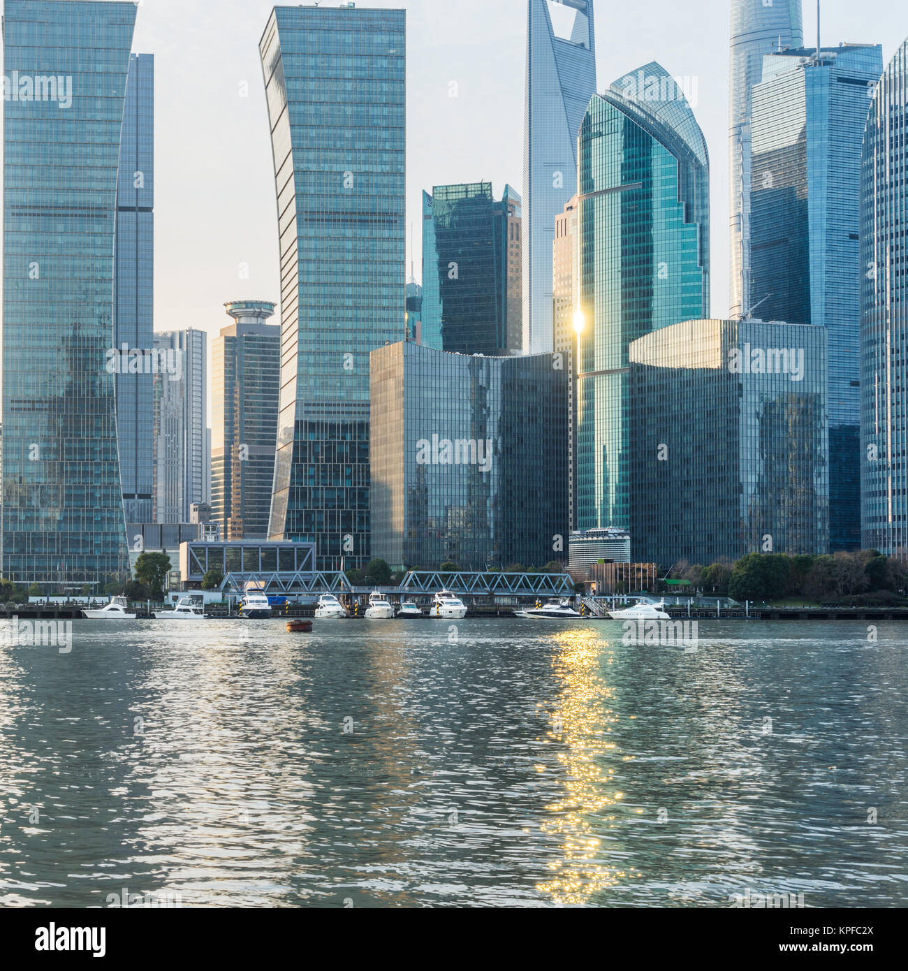 Wahrzeichen von Shanghai Huangpu Fluss in China. Stockfoto