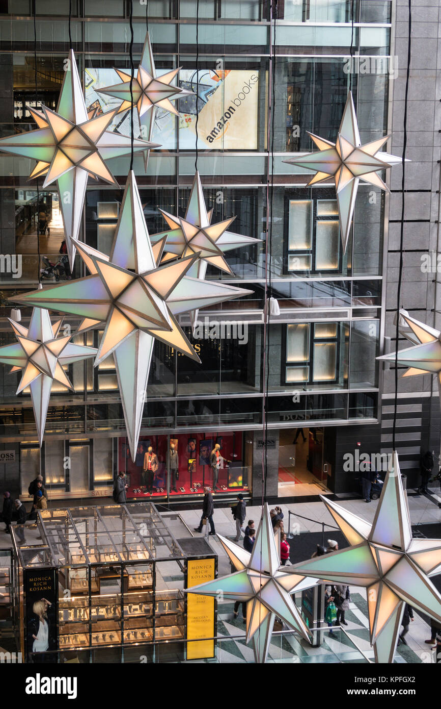 Amazon Bücher im Time Warner Center, Columbus Circle, NYC, USA Stockfoto
