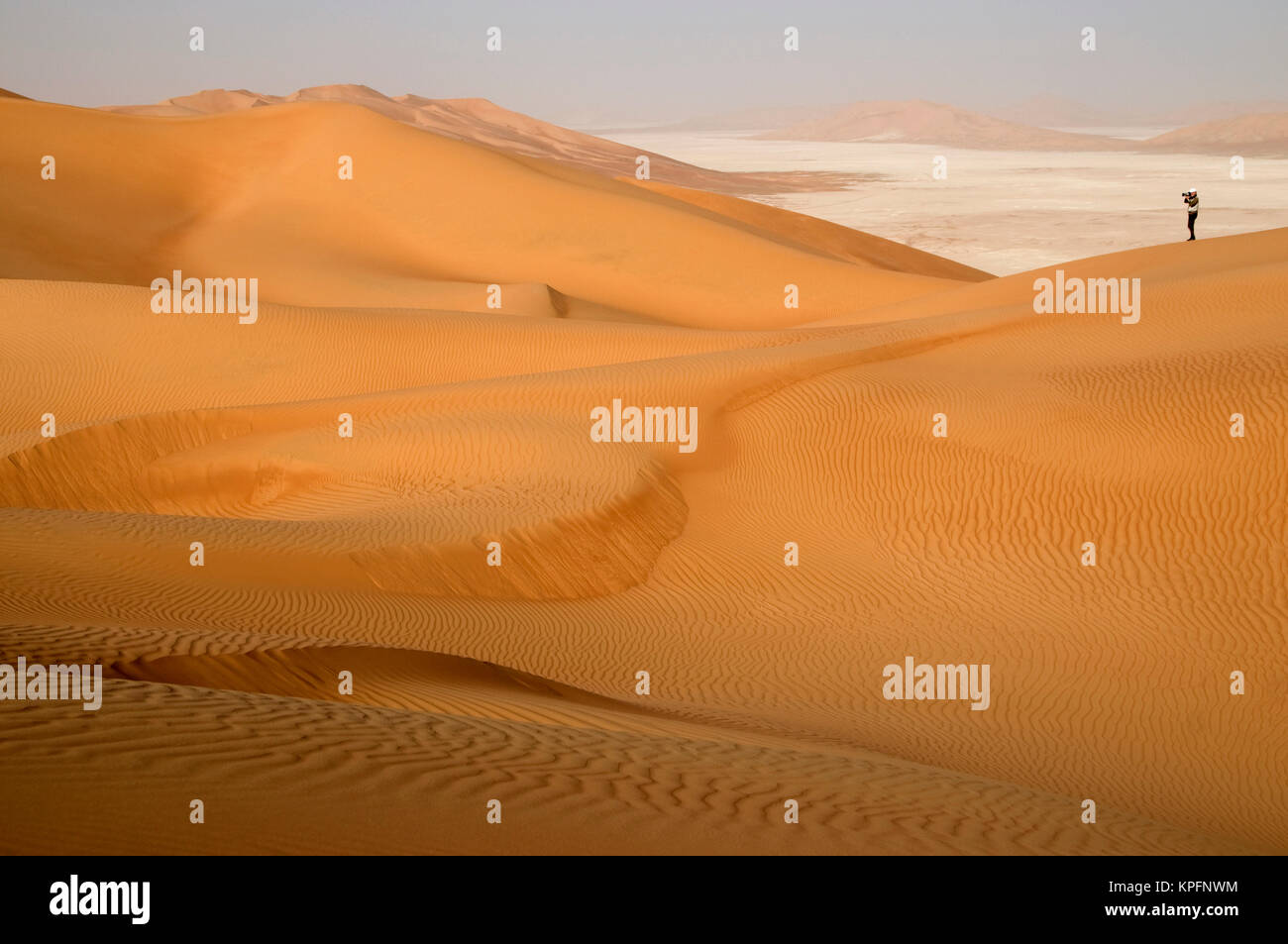 Oman, Rub Al Khali Wüste, Fotograf Stockfoto