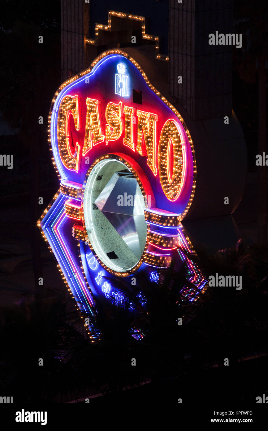 Dominikanische Republik, Santo Domingo, Schild für das Hotel Melia Casino, dawn Stockfoto