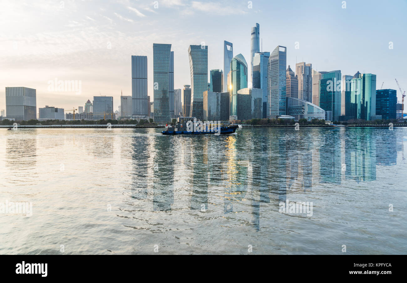 Wahrzeichen von Shanghai Huangpu Fluss in China. Stockfoto