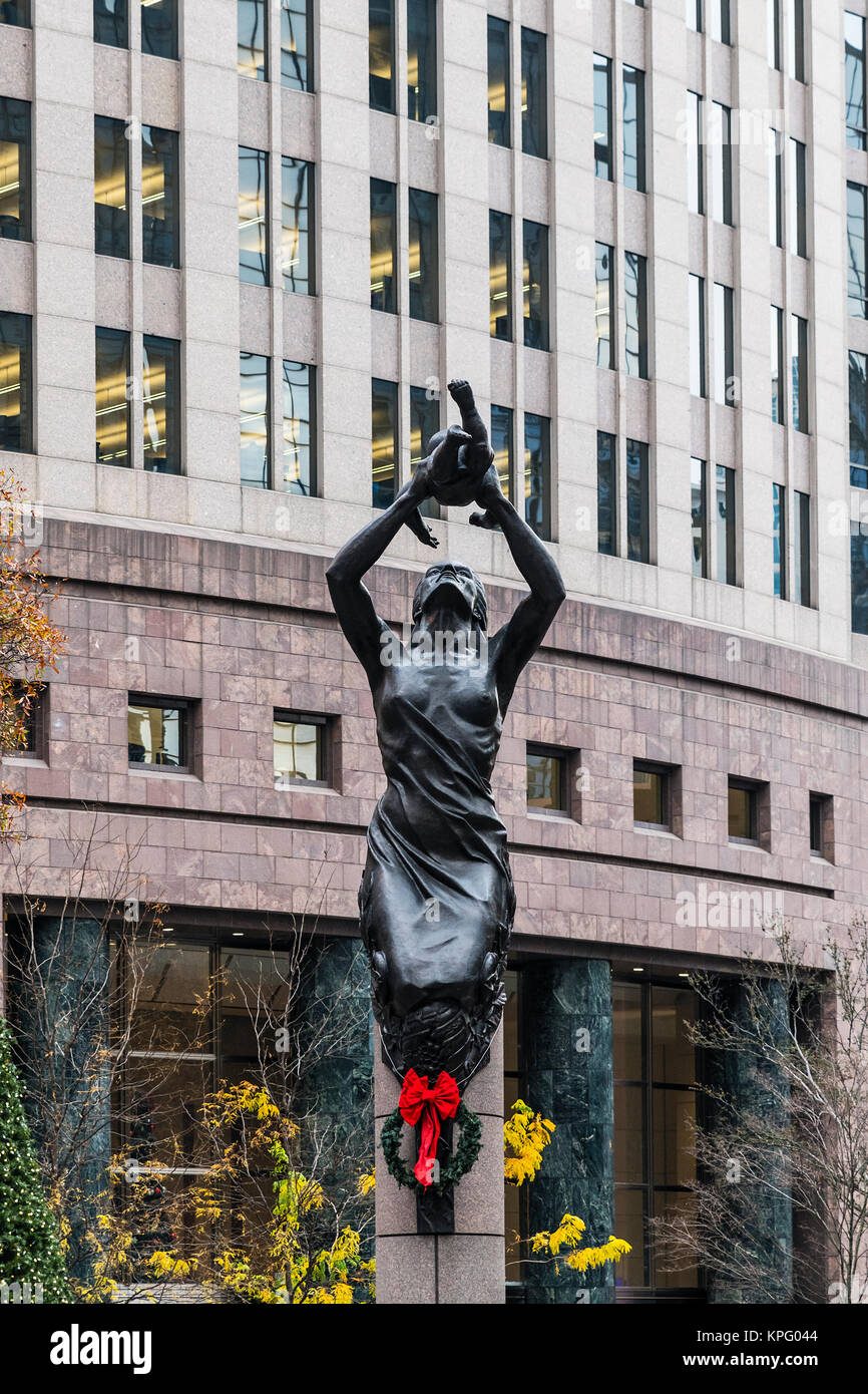 "Die Zukunft" Statue von Raymond Kaskey, Charlotte, North Carolina, USA. Stockfoto