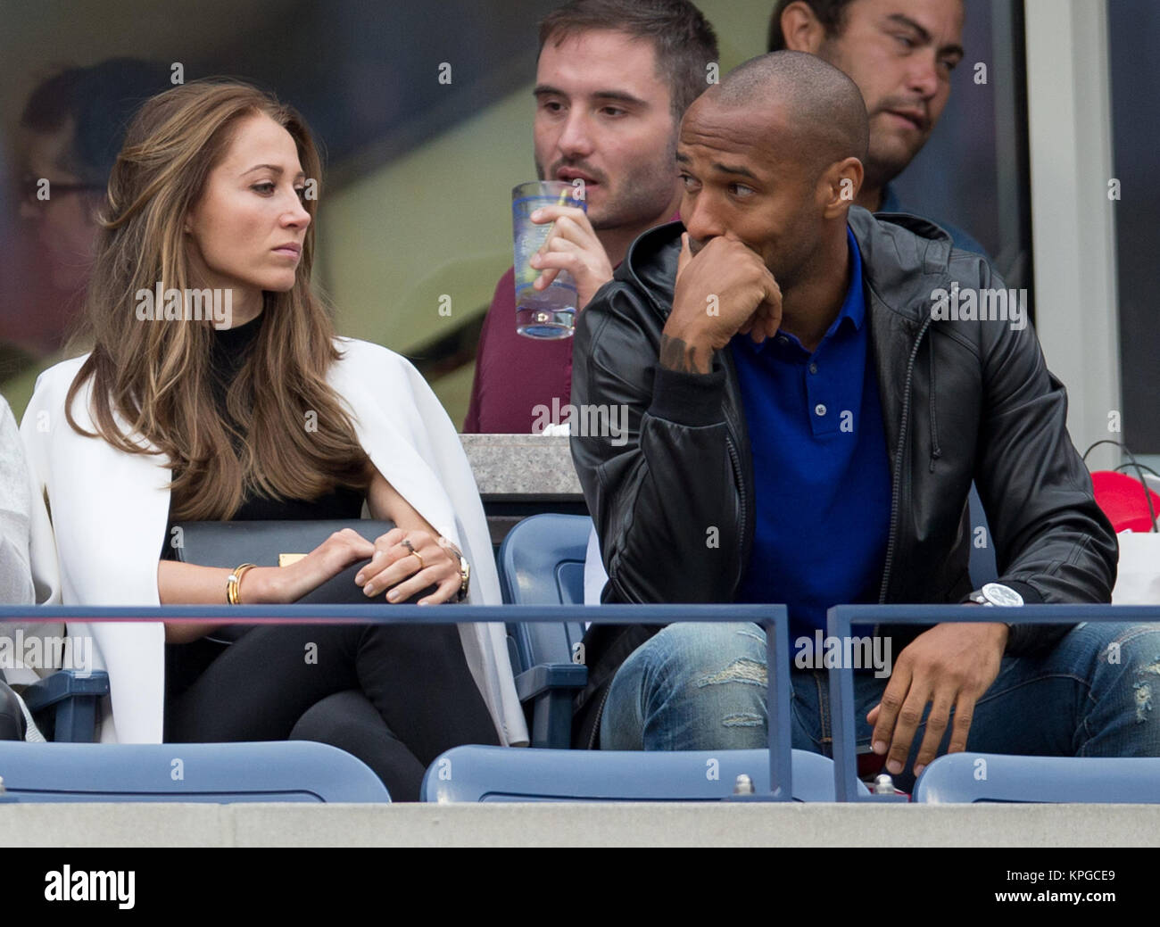 FLUSHING NY-SEPTEMBER 08: Andrea Rajacic, Thierry Henry, an der Mens Singles Finale Tag 15 der 2014 US Open am USTA Billie Jean King National Tennis Center am 8. September 2014 in der Nähe der Queens Borough von New York City People: Andrea Rajacic, Thierry Henry Stockfoto