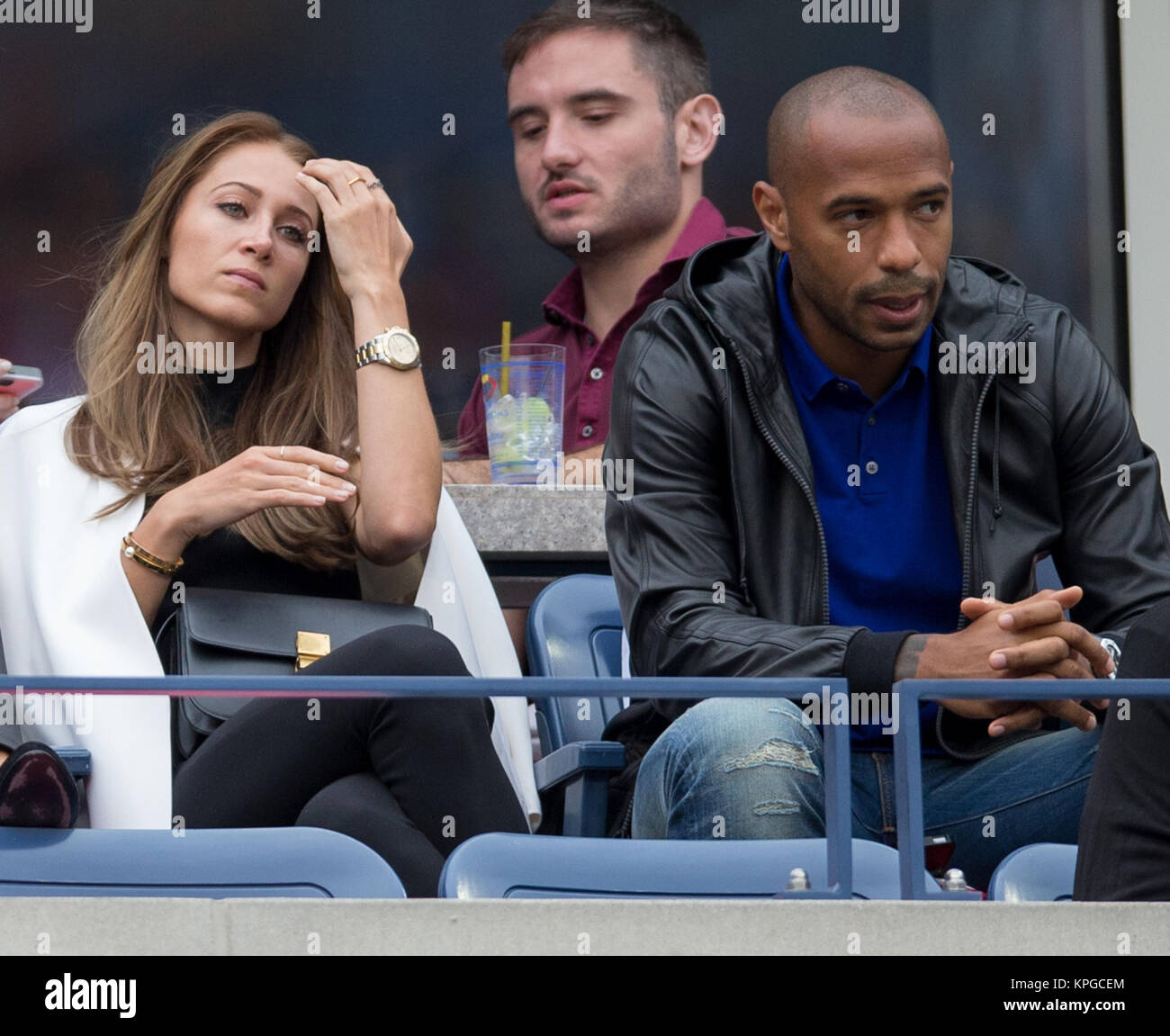 FLUSHING NY-SEPTEMBER 08: Andrea Rajacic, Thierry Henry, an der Mens Singles Finale Tag 15 der 2014 US Open am USTA Billie Jean King National Tennis Center am 8. September 2014 in der Nähe der Queens Borough von New York City People: Andrea Rajacic, Thierry Henry Stockfoto